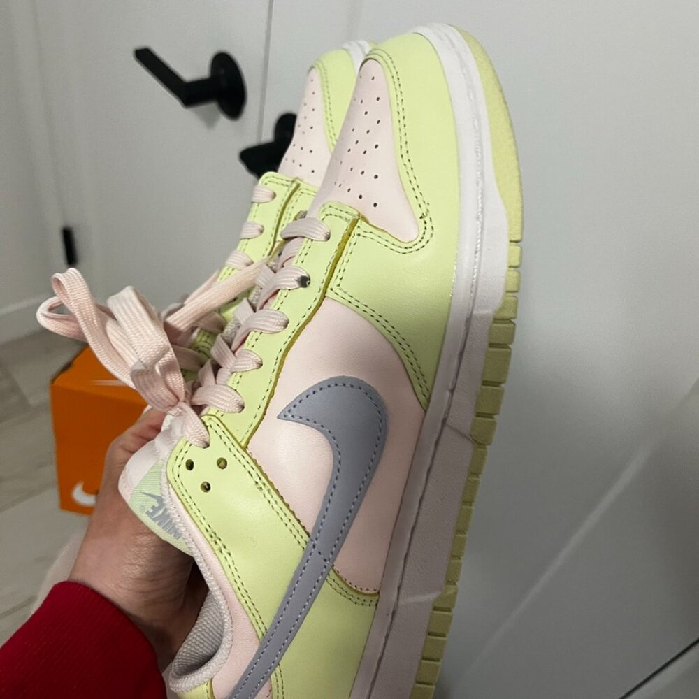 Nike Women's Blazer Low 77 Jumbo Dunks Size 8.5 - Picture 8 of 8